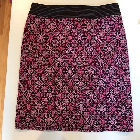 Nanette lepore black and pink skirt size 10 - Picture 1 of 9